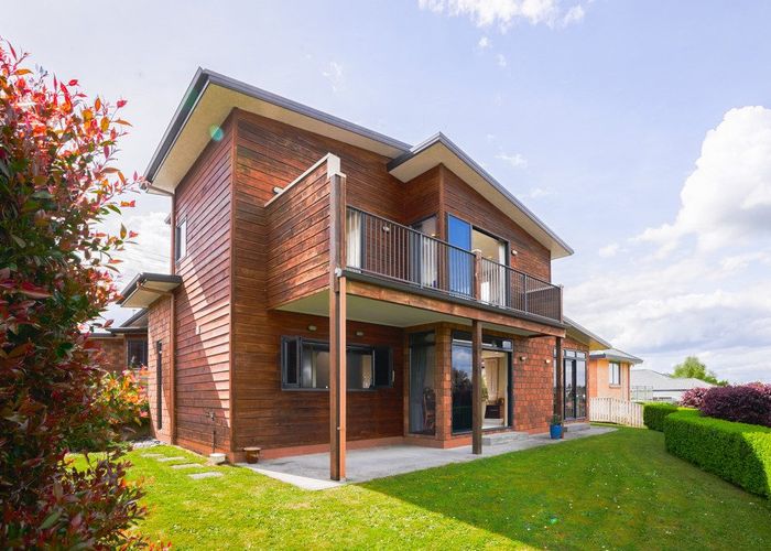 at 76 Rototuna Road, Rototuna, Hamilton