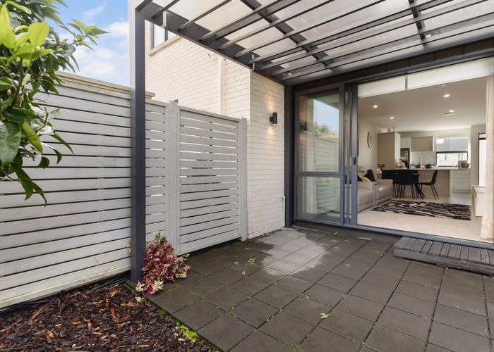  at 16 Rorida Lane, Flat Bush, Manukau City, Auckland