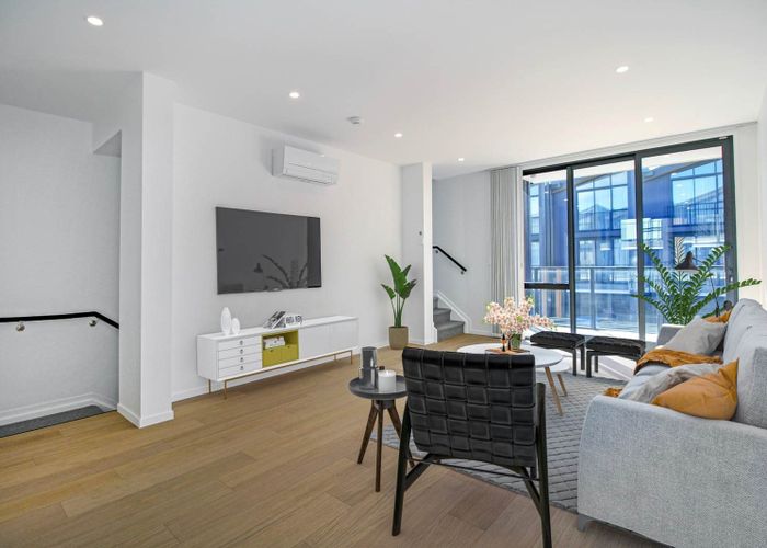  at 38 Amber Court, Stonefields, Auckland