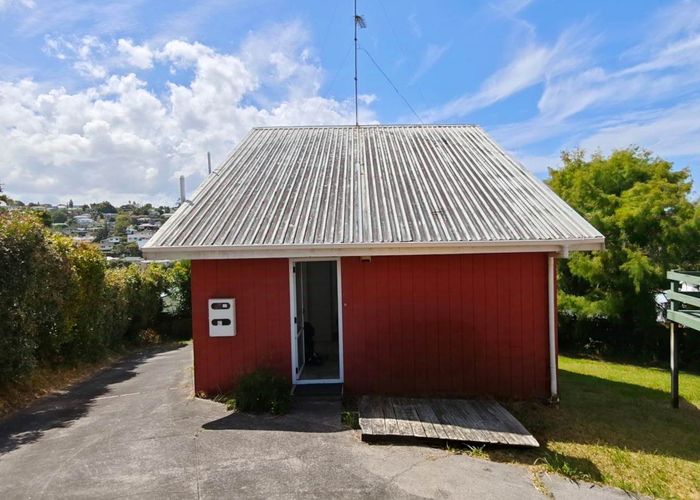  at 11B Helicon Place, Sunnynook, North Shore City, Auckland