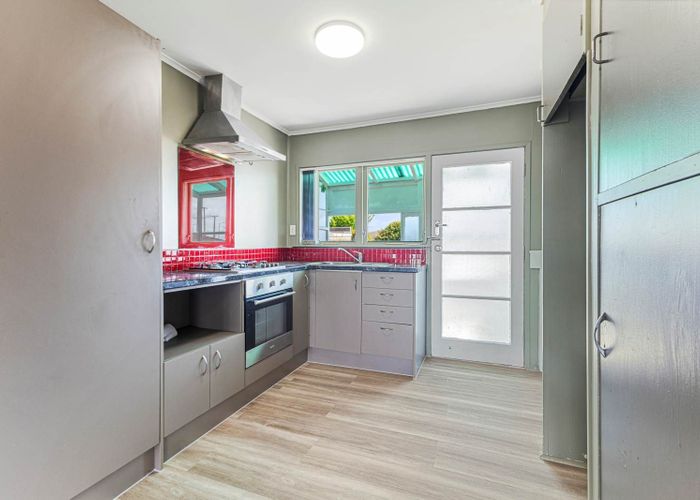  at 4/35 Elliot Street, Papakura, Auckland