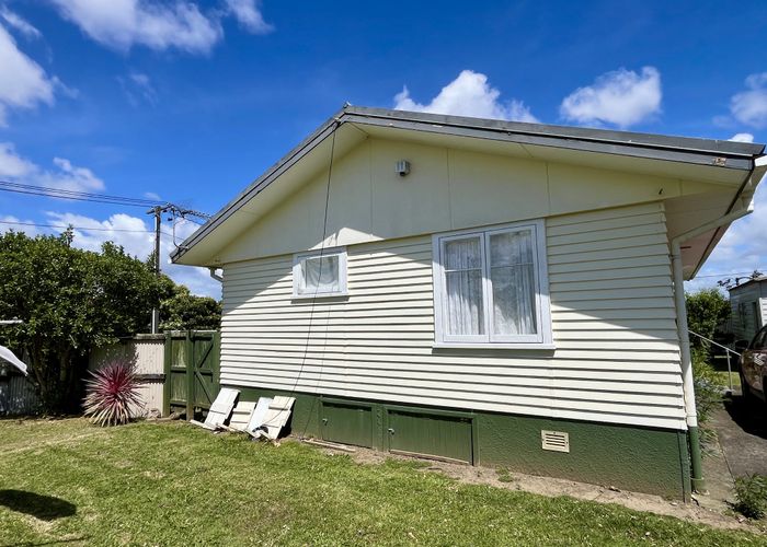  at Pakuranga, Manukau City, Auckland