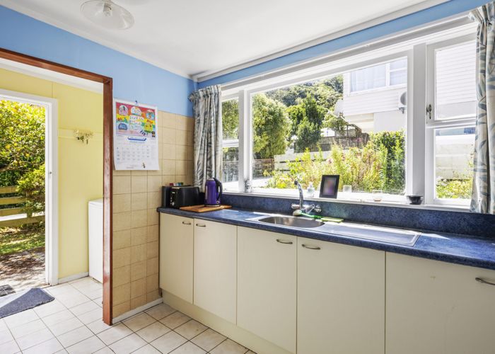  at 6 Awarua Street, Ngaio, Wellington
