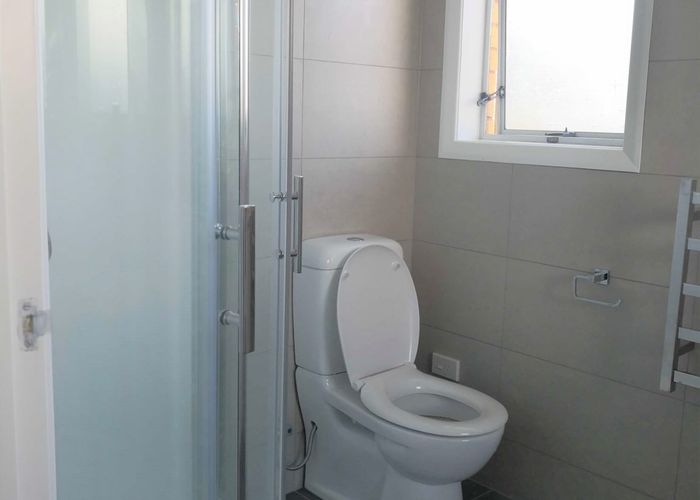  at 32 Walworth Avenue, Pakuranga Heights, Auckland