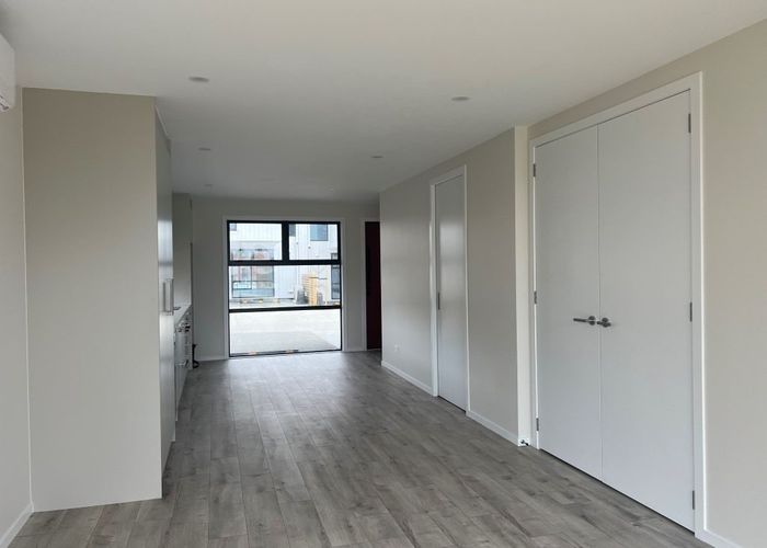  at 9/47 Freeland Ave, Mount Roskill, Auckland City, Auckland