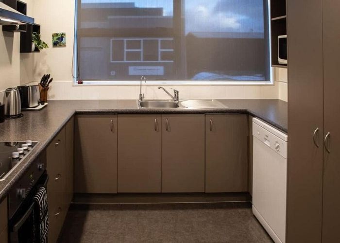  at 7/477a Devon Street East, Strandon, New Plymouth, Taranaki