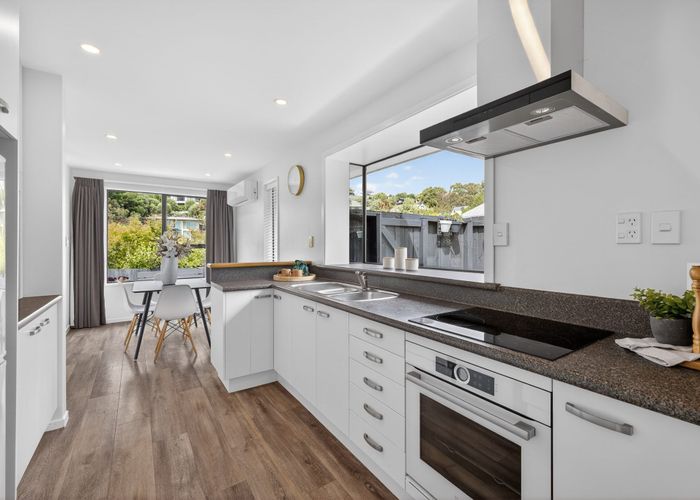  at 3 Pembridge Lane, Westmorland, Christchurch