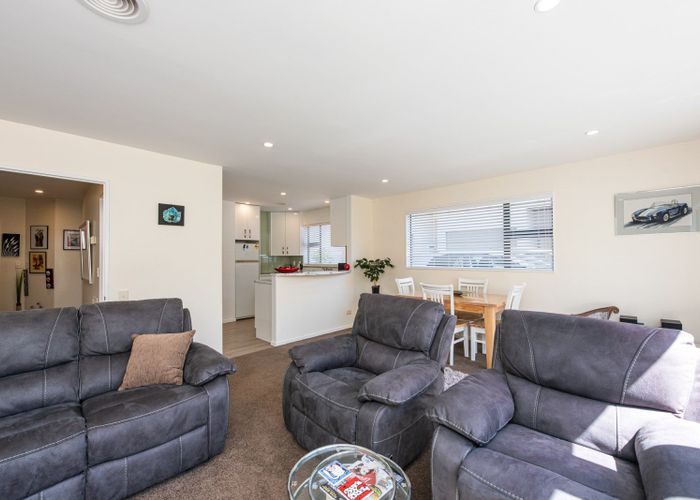  at 1/144A Karori Road, Karori, Wellington