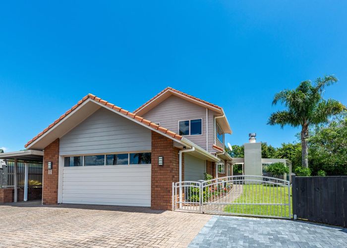 at 11 Hinton Place, Pyes Pa, Tauranga