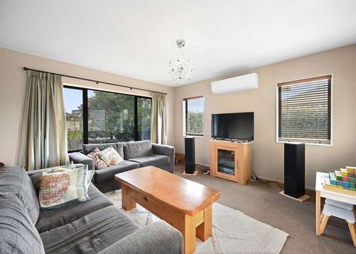  at 6 Hawtry Lane, Flagstaff, Hamilton, Waikato