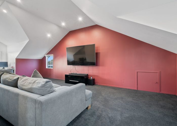  at 27 Beach Road, Pahurehure, Papakura, Auckland