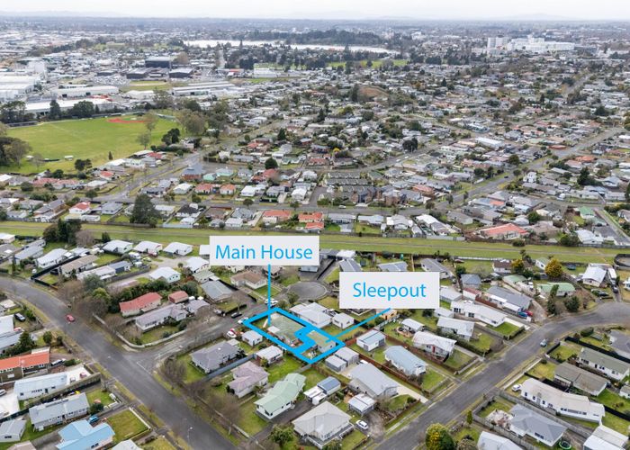  at 4 Bremridge Place, Melville, Hamilton, Waikato