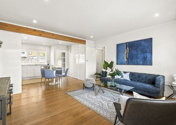  at 2/134 Onewa Road, Northcote, North Shore City, Auckland