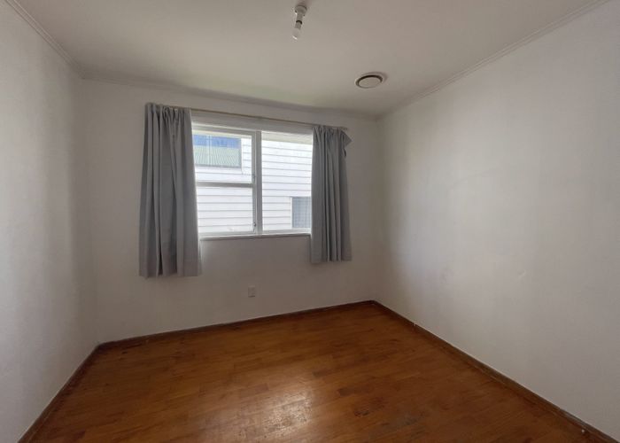  at 32a Edinburgh ave, Papakura, Papakura, Auckland