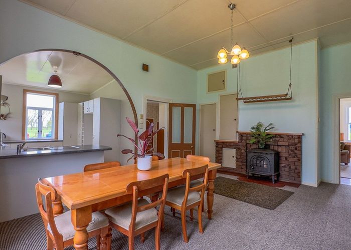  at 1933 State Highway 25, Orongo, Thames