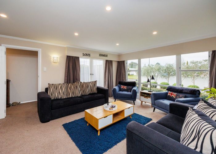  at 90 Brightwater Terrace, Terrace End, Palmerston North