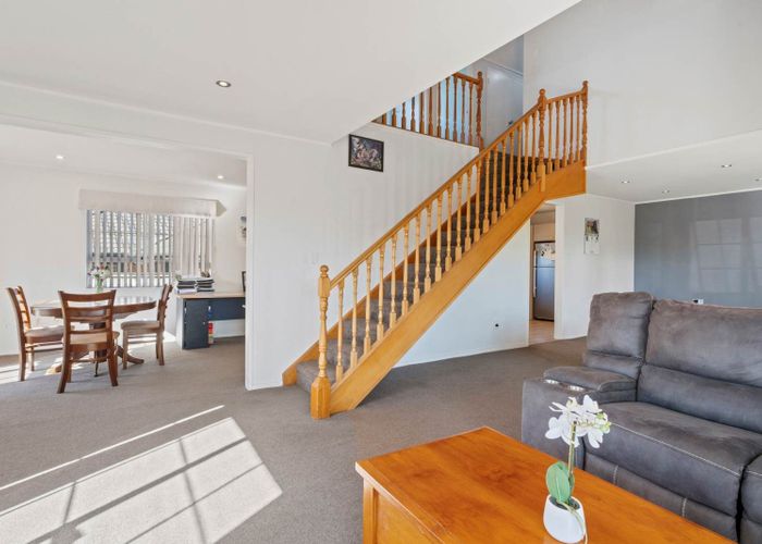  at 8 Evanda Crescent, Conifer Grove, Papakura, Auckland