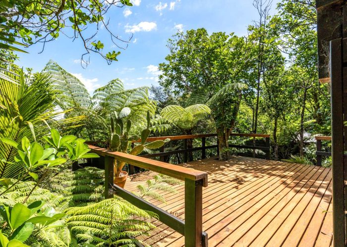  at 9 O'Brien Road, Omiha, Waiheke Island, Auckland