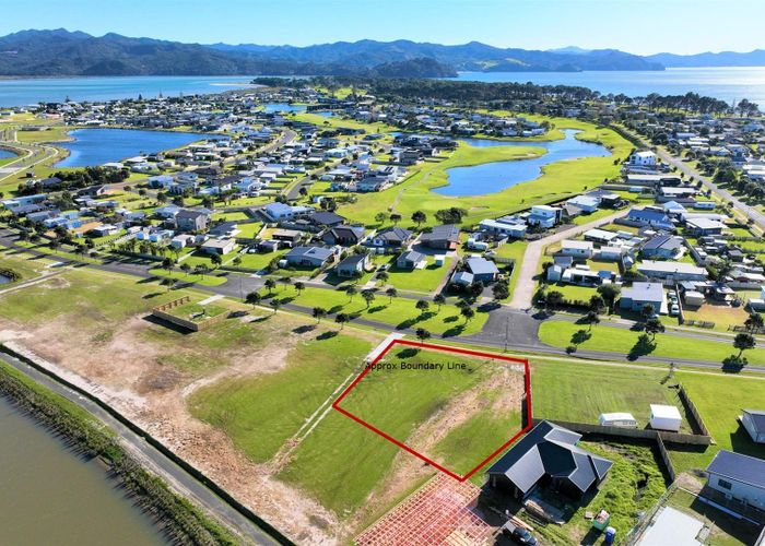  at 338 Harbour Drive East, Matarangi, Whitianga