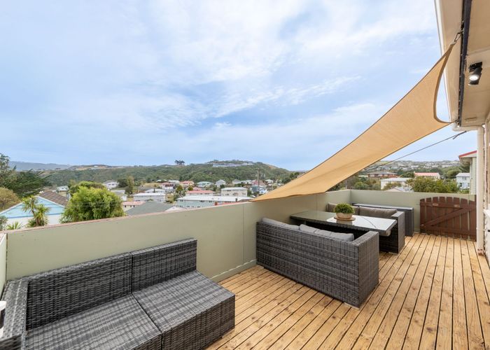  at 11 Dorset Grove, Cannons Creek, Porirua, Wellington