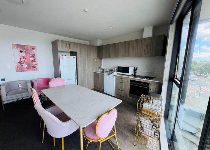  at 101/1904 Great North Road, Avondale, Auckland City, Auckland