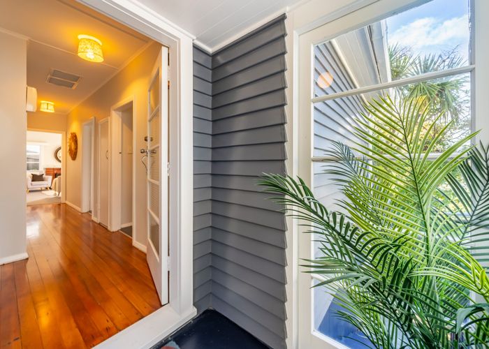  at 11 Terawhiti Terrace, Karori, Wellington, Wellington