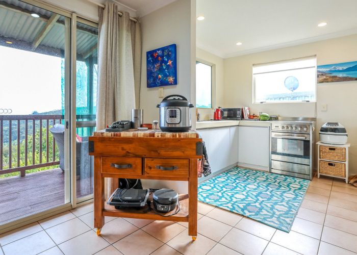  at 40 Okoka Road, Omiha, Waiheke Island