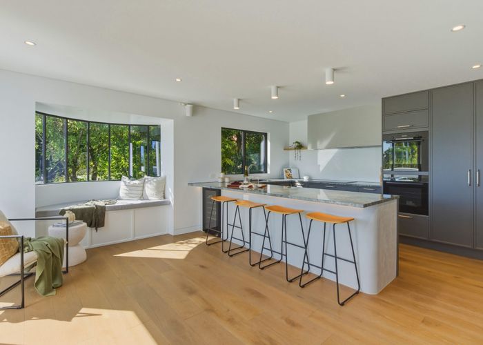  at 37 Macmillan Avenue, Cashmere, Christchurch City, Canterbury