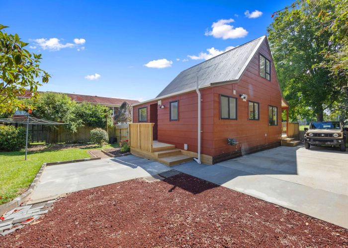  at 2/476 Blockhouse Bay Road, Blockhouse Bay, Auckland City, Auckland