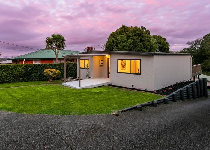  at 1/15 Fordham Street, Beach Haven, Auckland