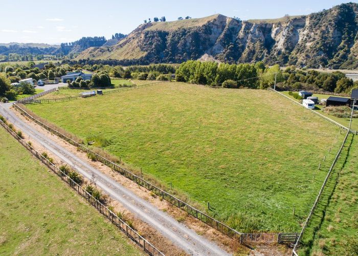  at 125A Rowes Road, Hunterville