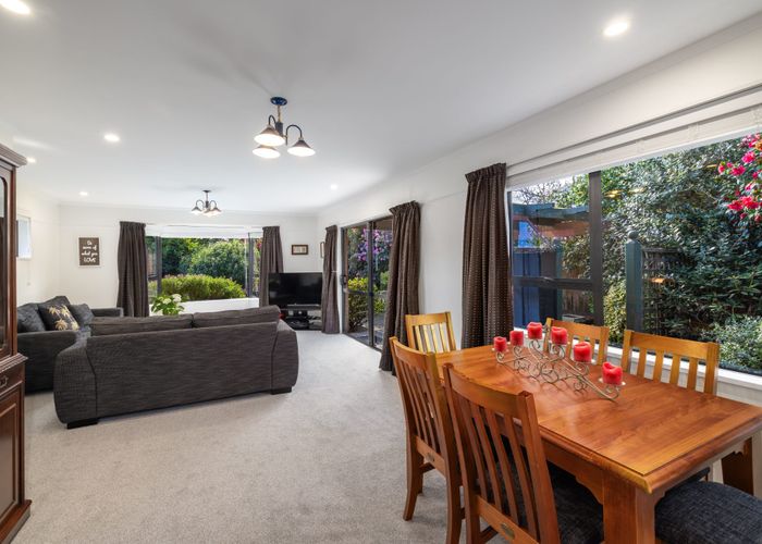  at 2/6 Goodall Place, Redwood, Christchurch