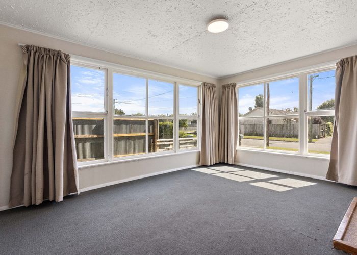  at 18 Paddington Street, Northcote, Christchurch