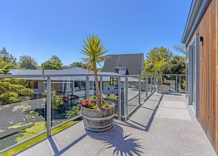  at 19 Abbotts Place, Avonhead, Christchurch City, Canterbury