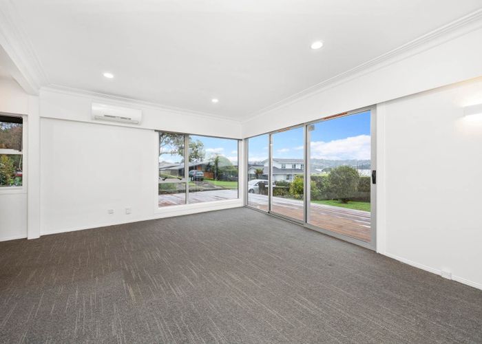  at 6 Yorkton Rise, Mangere Bridge, Auckland