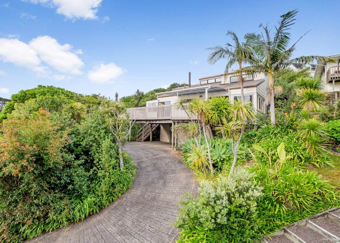  at 30 Telstar Place, Beach Haven, Auckland