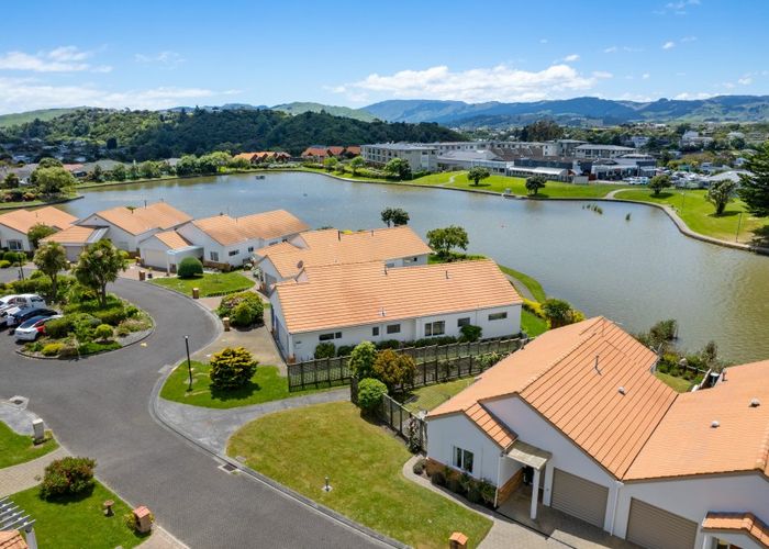 at 9 Lakeside Villas, Whitby, Porirua
