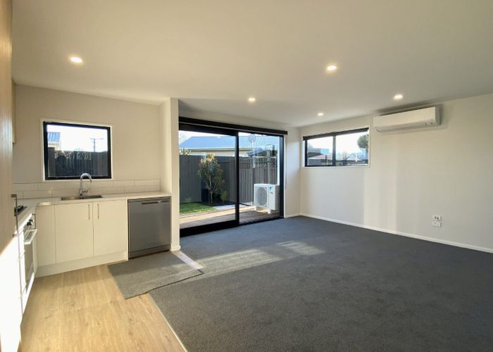  at 2/146  Simeon Street, Spreydon, Christchurch City, Canterbury