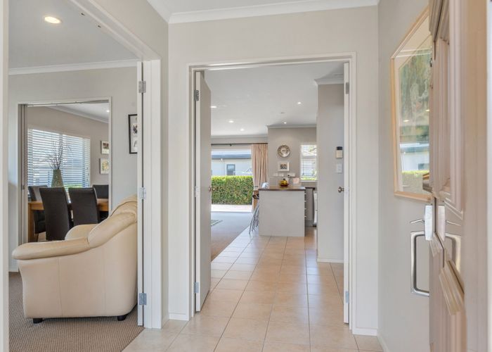  at 11 Aldon Lane, The Gardens, Auckland