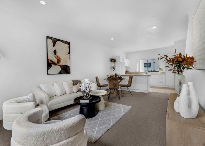  at 12 Vitex Lane, Henderson, Waitakere City, Auckland