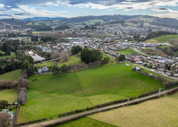  at 35 Weir Street, Green Island, Dunedin, Otago