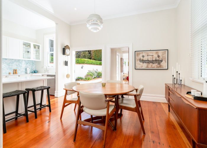  at 33 Grove Road, Kelburn, Wellington, Wellington