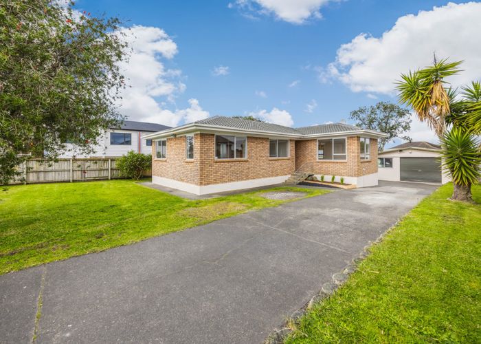  at 73 Hyperion Drive, Randwick Park, Manukau City, Auckland