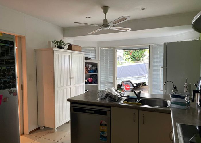  at 11A Sunnynook Road, Forrest Hill, North Shore City, Auckland