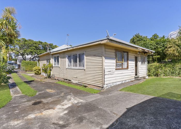  at 27 Bellwood Avenue, Mount Eden, Auckland