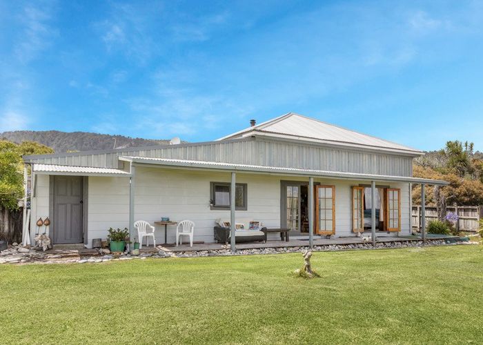  at 3 Corbett Street, Hector, Hector