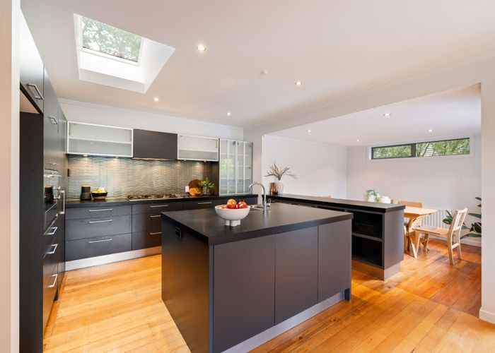  at 35 Kirkwood Avenue, Upper Riccarton, Christchurch City, Canterbury