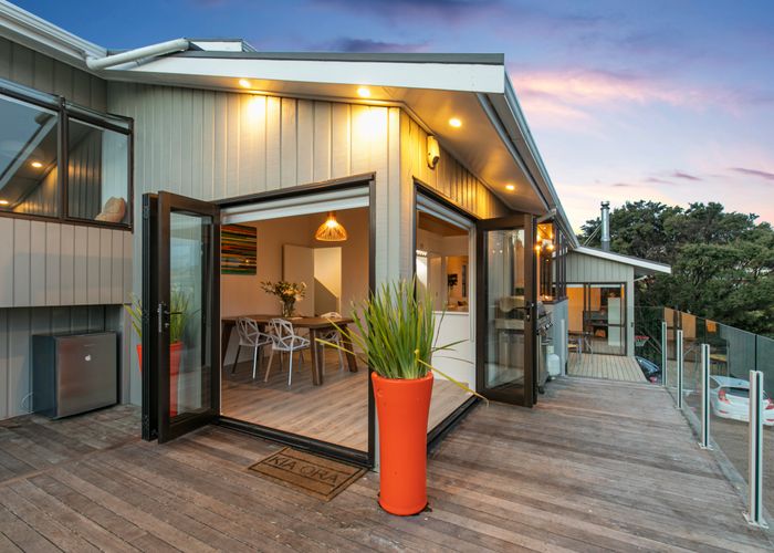  at 10 Seahorse Place, Beach Haven, Auckland