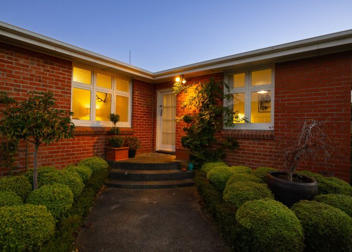  at 16 Aberdeen Avenue, Takaro, Palmerston North
