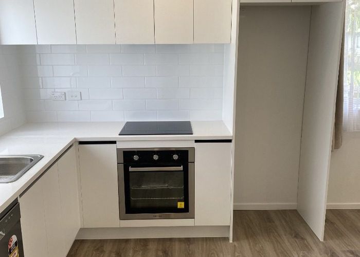  at 1/5 Myna Place, Weymouth, Manukau City, Auckland